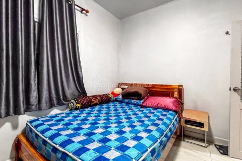 Casa de 3 dormitorios en Bang Lamung, Tailandia № 159977 - foto 15