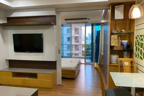 Condominio de 1 dormitorio en Bangkok, Tailandia № 143624 - foto 2