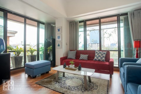 Condominio de 4 dormitorios en Bangkok, Tailandia № 143626 - foto 16