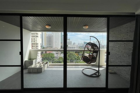 Condominio de 3 dormitorios en Bangkok, Tailandia № 143623 - foto 5