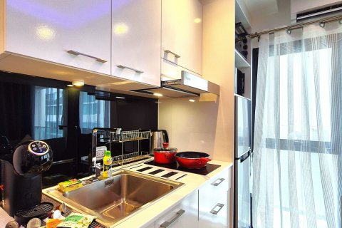 Condominio de 2 dormitorios en Pattaya, Tailandia № 167579 - foto 14