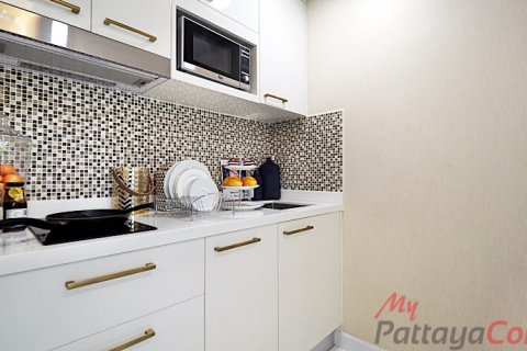 Condominio de 1 dormitorio en Bang Lamung, Tailandia № 205034 - foto 2
