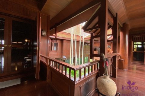 Casa de 7 dormitorios en San Sai, Tailandia № 200296 - foto 10