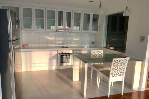 Eigentumswohnung in Phaya Thai, Bangkok, Thailand, 2 Schlafzimmer  № 47713 - Foto 2