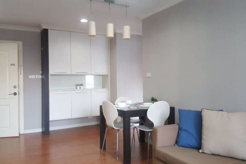 Condominio de 2 dormitorios en Watthana, Bangkok, Tailandia № 47714 - foto 2