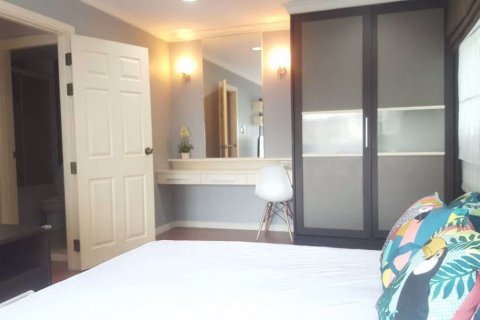 Condominio de 2 dormitorios en Watthana, Bangkok, Tailandia № 47714 - foto 8