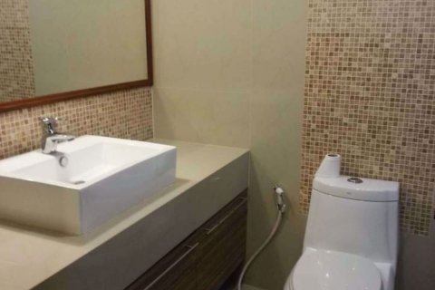 Condominio de 2 dormitorios en Watthana, Bangkok, Tailandia № 47710 - foto 13