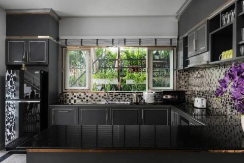 Villa in Kathu, Thailand 5 Schlafzimmer № 116313 - Foto 8