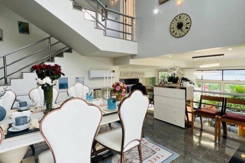 Villa in Kathu, Thailand 5 Schlafzimmer № 116313 - Foto 7