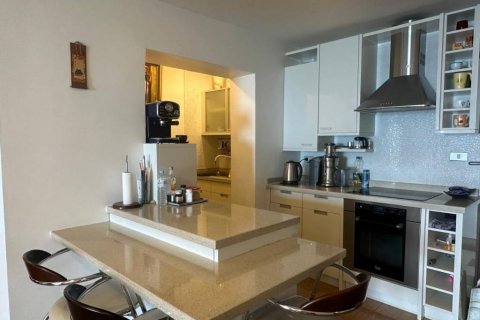 Condominio de 2 dormitorios en Sattahip, Tailandia № 116311 - foto 2