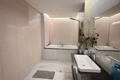 Casa de 3 dormitorios en Phuket, Tailandia № 116315 - foto 2