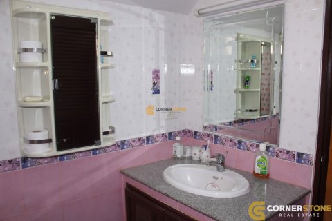 Estudio en Pattaya, Tailandia № 155775 - foto 28
