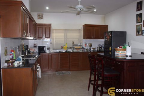 Estudio en Pattaya, Tailandia № 155775 - foto 13