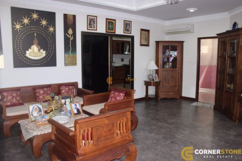 Estudio en Pattaya, Tailandia № 155775 - foto 18