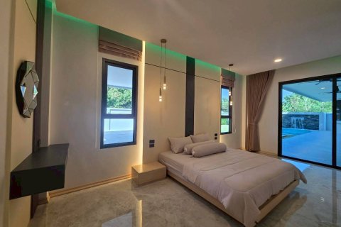Casa de 3 dormitorios en Pattaya, Tailandia № 155773 - foto 23