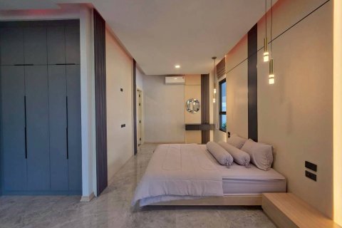Casa de 3 dormitorios en Pattaya, Tailandia № 155773 - foto 19