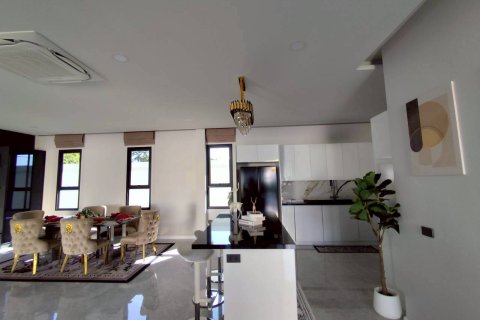 Casa de 3 dormitorios en Pattaya, Tailandia № 155774 - foto 29