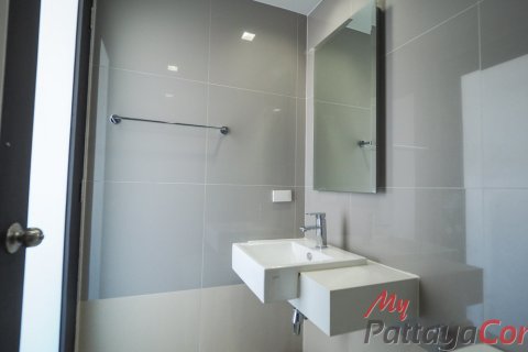 Condominio de 2 dormitorios en Pattaya, Tailandia № 191276 - foto 11