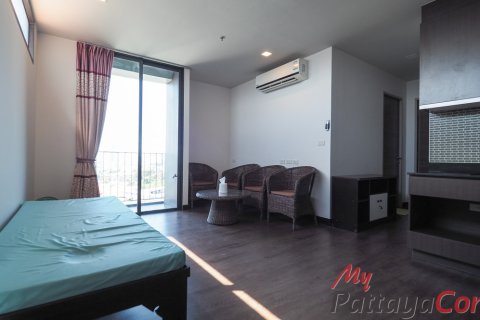 Condominio de 2 dormitorios en Pattaya, Tailandia № 191276 - foto 3