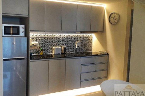 Condominio de 1 dormitorio en Pattaya, Tailandia № 204199 - foto 2