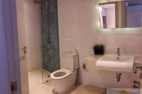 Condominio de 1 dormitorio en Pattaya, Tailandia № 204199 - foto 5