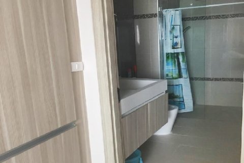 Condominio de 1 dormitorio en Jomtien Beach, Pattaya, Tailandia № 204195 - foto 14