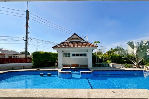 Chalet de 2 dormitorios en Hua Hin, Tailandia № 155758 - foto 5