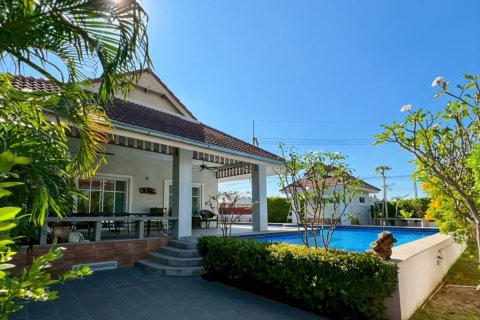 Villa à Hua Hin, Thaïlande 2 chambres № 155758