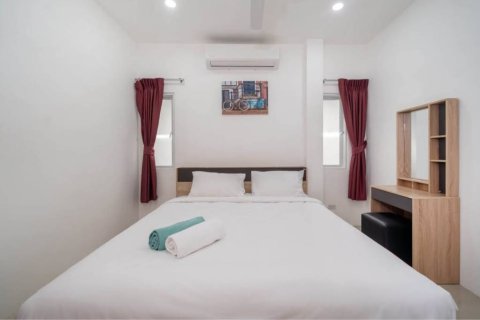 Chalet de 3 dormitorios en Phuket, Tailandia № 155759 - foto 8