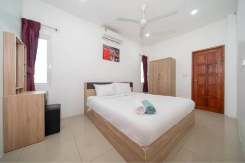 Chalet de 3 dormitorios en Phuket, Tailandia № 155759 - foto 6