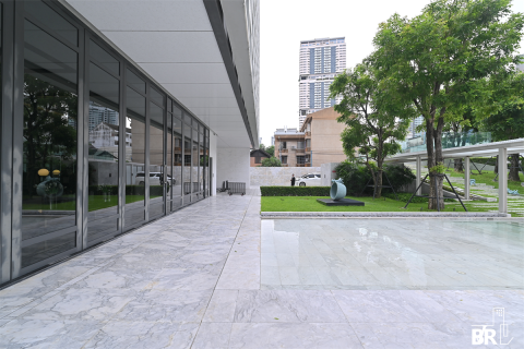 Condo in Bangkok, Thailand, 3 bedrooms № 189938 - photo 6