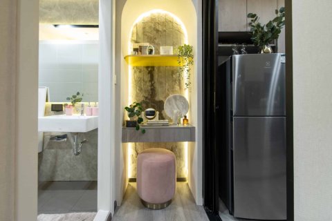 Condominio de 1 dormitorio en Bangkok, Tailandia № 203680 - foto 14