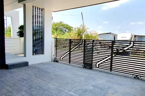 Haus in Bangkok, Thailand 4 Schlafzimmer № 189267 - Foto 4