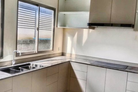 Casa de 4 dormitorios en Saphan Sung, Bangkok, Tailandia № 114041 - foto 9