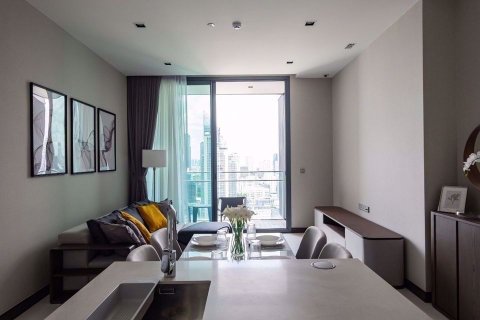 Condominio de 2 dormitorios en Khlong Toei, Bangkok, Tailandia № 55298 - foto 2