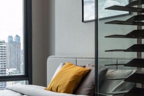 Condominio de 2 dormitorios en Khlong Toei, Bangkok, Tailandia № 55298 - foto 6
