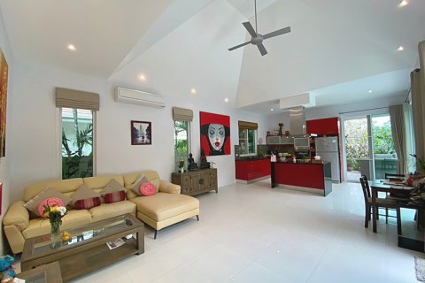 Chalet de 3 dormitorios en Hua Hin, Tailandia № 168737 - foto 24