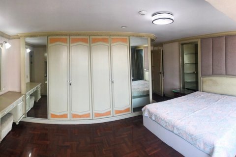 Condominio de 3 dormitorios en Bangkok, Tailandia № 65720 - foto 13