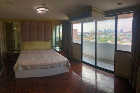 Condominio de 3 dormitorios en Bangkok, Tailandia № 65720 - foto 12