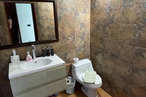 Eigentumswohnung in Kathu, Thailand, 4 Schlafzimmer  № 141430 - Foto 30