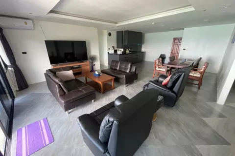 Eigentumswohnung in Kathu, Thailand, 4 Schlafzimmer  № 141430 - Foto 7