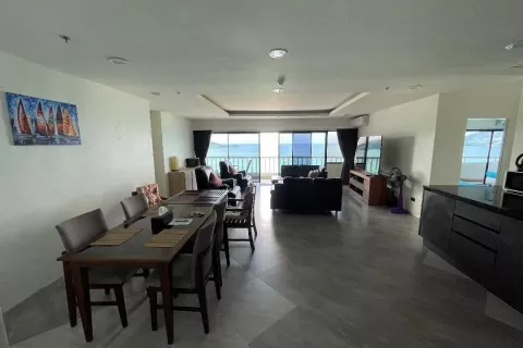 Eigentumswohnung in Kathu, Thailand, 4 Schlafzimmer  № 141430 - Foto 5
