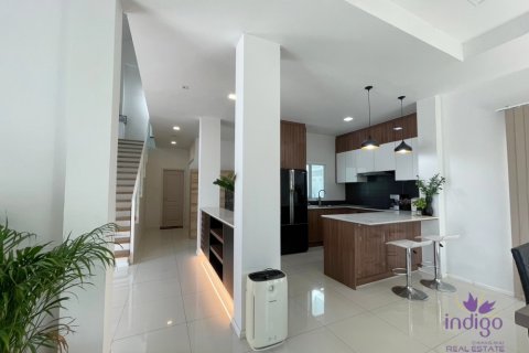 Casa de 4 dormitorios en Mae Rim, Tailandia № 120400 - foto 10