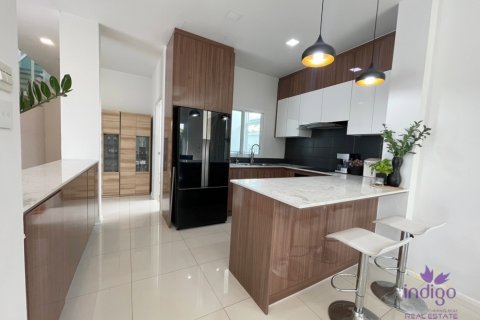 Casa de 4 dormitorios en Mae Rim, Tailandia № 120400 - foto 9