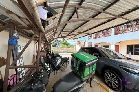 Local comercial en Saraphi, Tailandia № 120401 - foto 5
