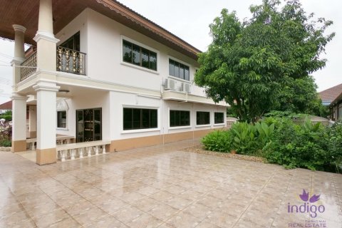 Casa de 5 dormitorios en Chiang Mai, Tailandia № 120402 - foto 2