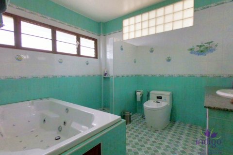 Casa de 5 dormitorios en Chiang Mai, Tailandia № 120402 - foto 17