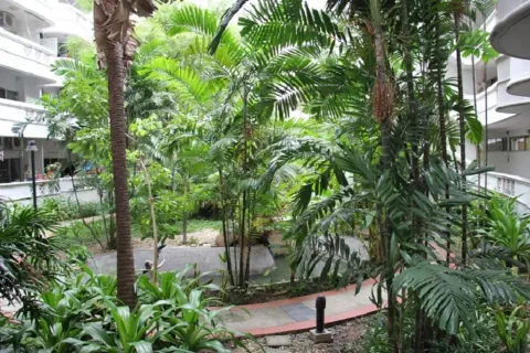 Condo in Bangkok, Thailand, 2 bedrooms № 136973 - photo 9