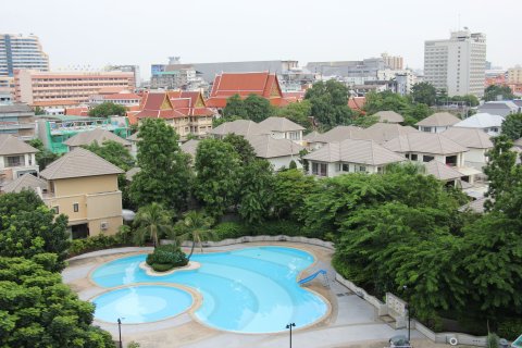 Condo in Bangkok, Thailand, 2 bedrooms № 136973 - photo 5