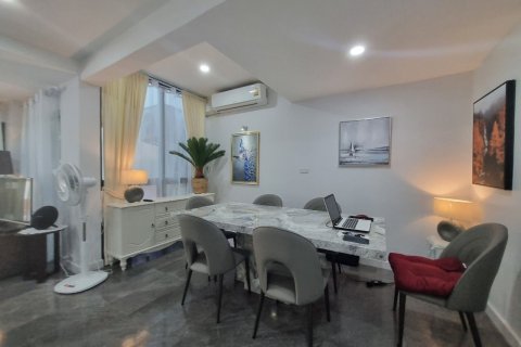 Chalet de 2 dormitorios en Kathu, Tailandia № 173381 - foto 8